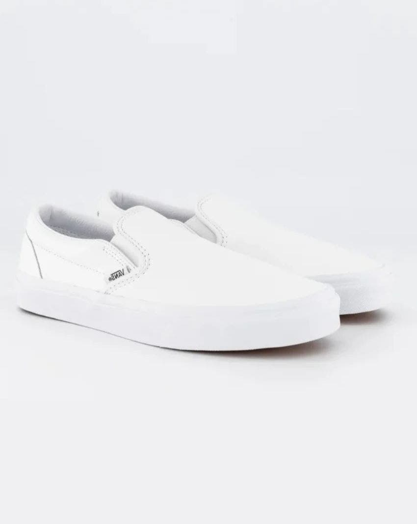 Vans classic 2025 slip on white