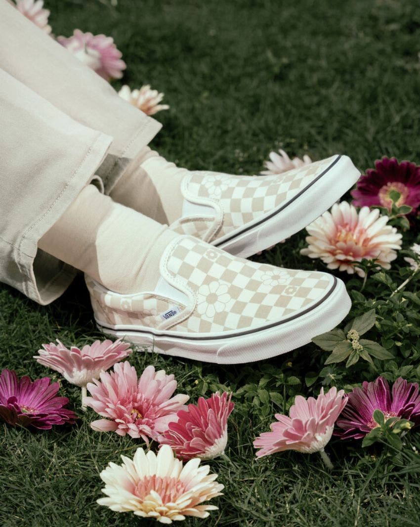 Floral checkerboard vans on sale