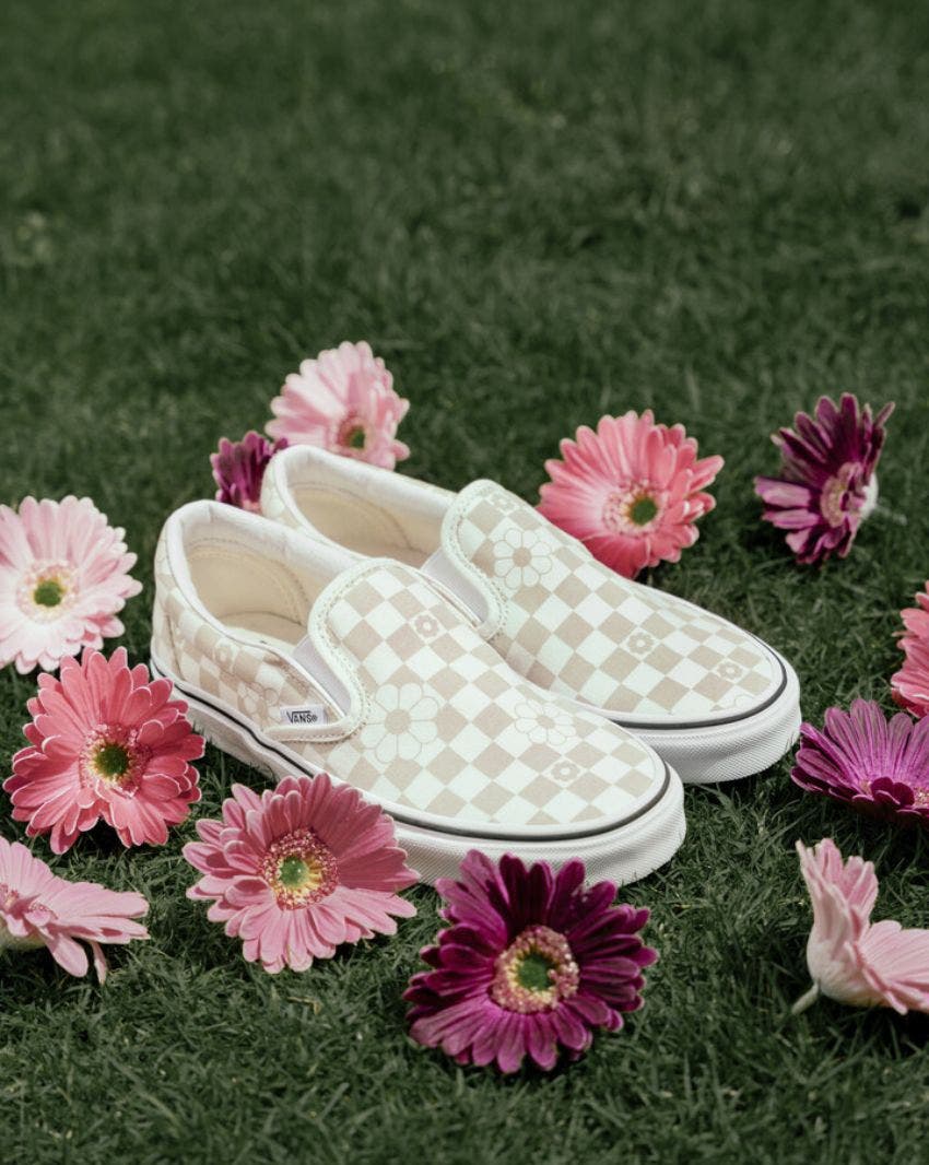 Vans checkered flowers top
