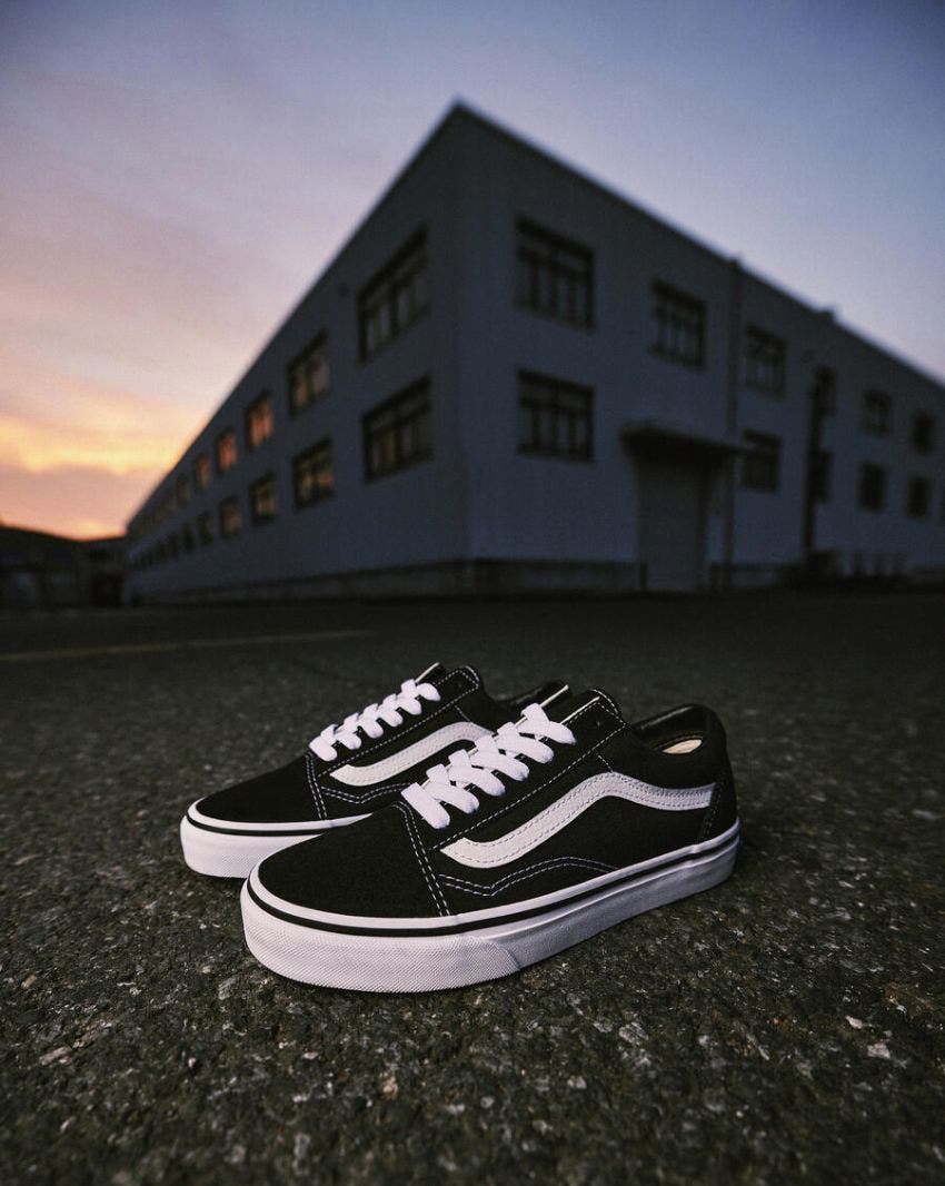 Garage store vans old skool top